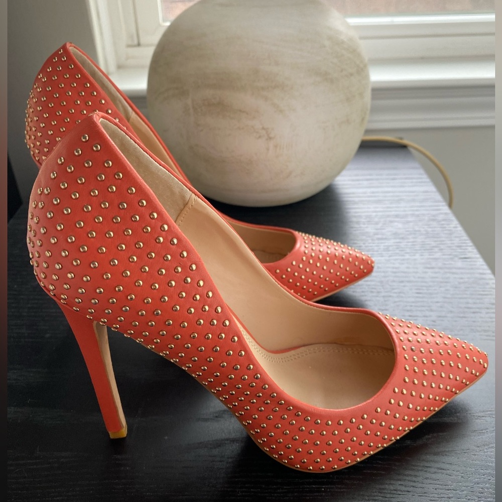 Janiko Orange Studded Pumps